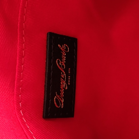 Gorgeous NWOT Dooney & Bourke Tartan Plaid Clutch 🖤💙❤️ - Picture 7 of 14